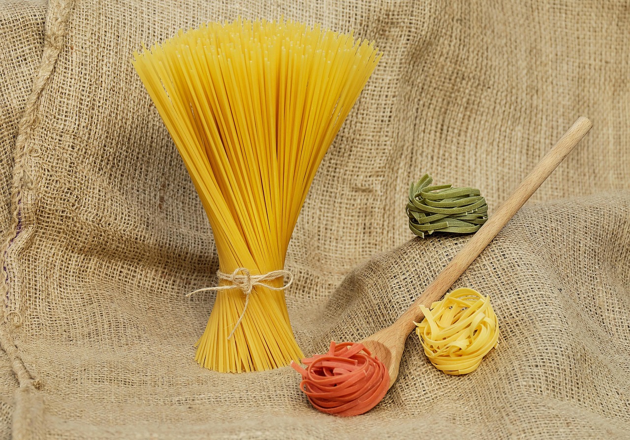 colind de pasti versuri