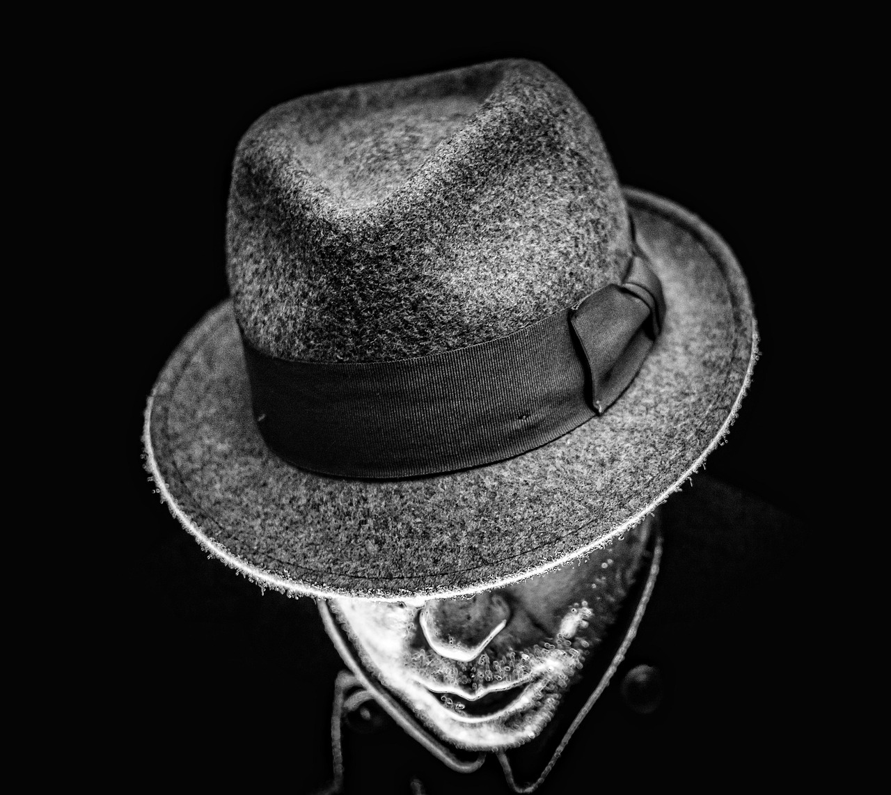 pariu cu viata actori