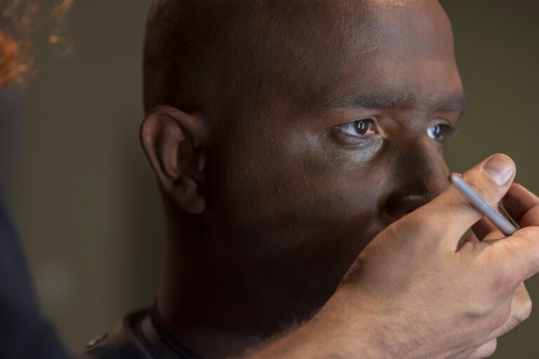 actori romani tineri